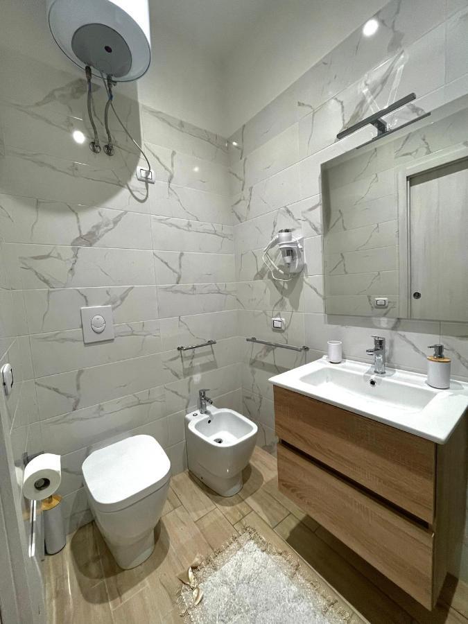 Venezia Rooms Naples Luaran gambar