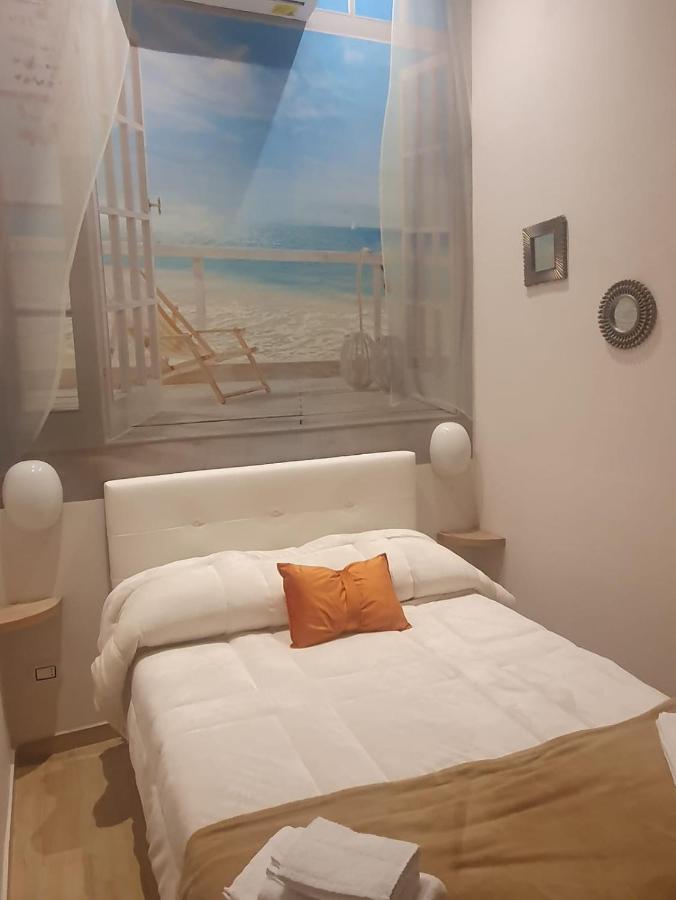 Venezia Rooms Naples Luaran gambar